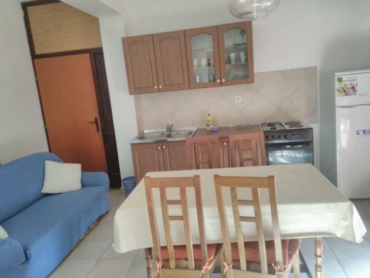 Apartmani Marija Pasman Exterior photo